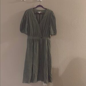 Treasure & Bond Green Puff Sleeve Wrap Maxi Dress